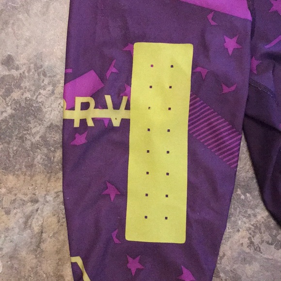 Compression Leggings - Picture 3 of 5